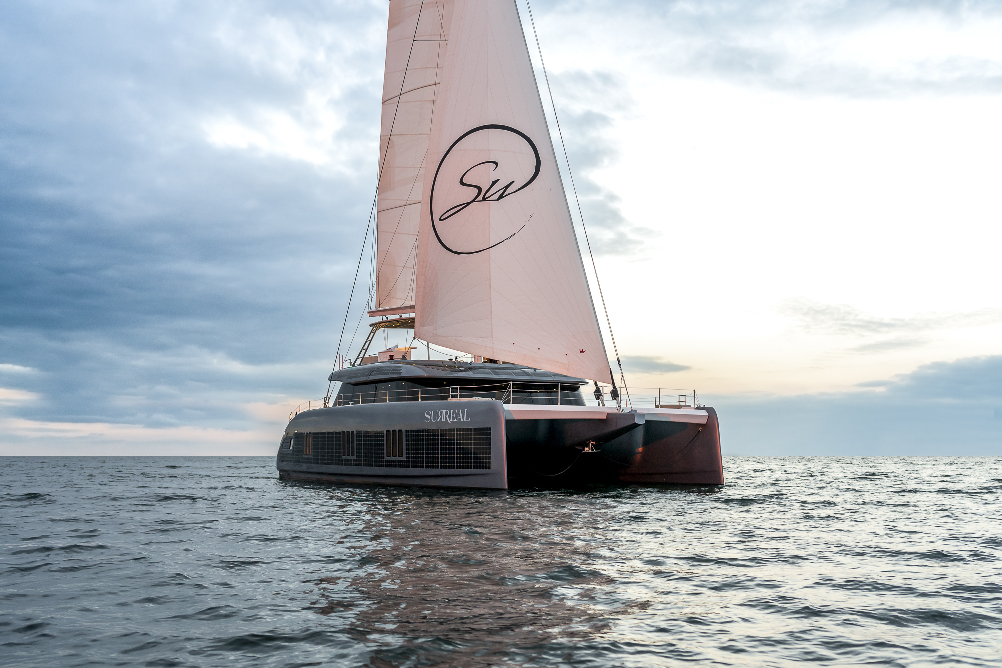 SUNREEF 60 ECO SURREAL: EN HARMONIE AVEC LES ELEMENTS